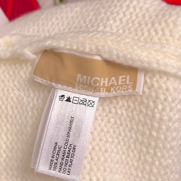 Brand New Michael Kors Cream Knit Beanie Hat w/ Gold Tone Metal Logo & Studs main image 10